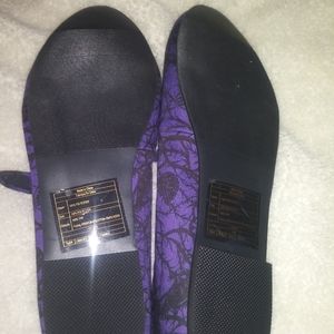 Women's size 12W torrid Disney villan themed shoes